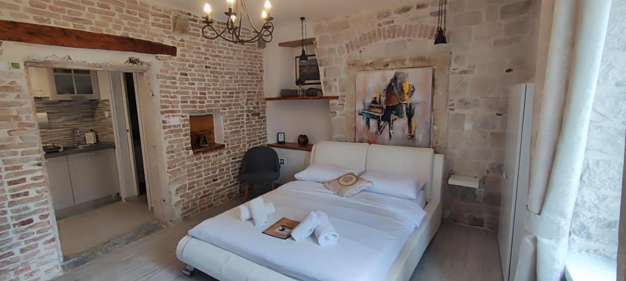 Studios Kadena Trogir - 18Th Century Stone House Zewnętrze zdjęcie